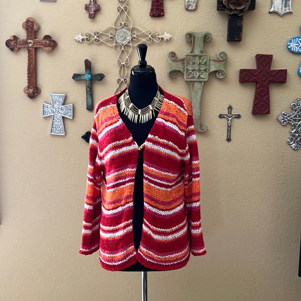 Fred David ladies acrylic sweater with wood button hook closure